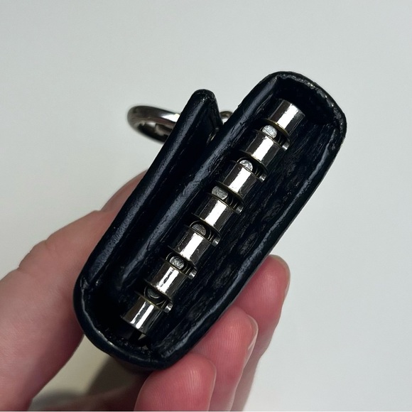 Gucci Key Case With Charm - Picture 4 of 7